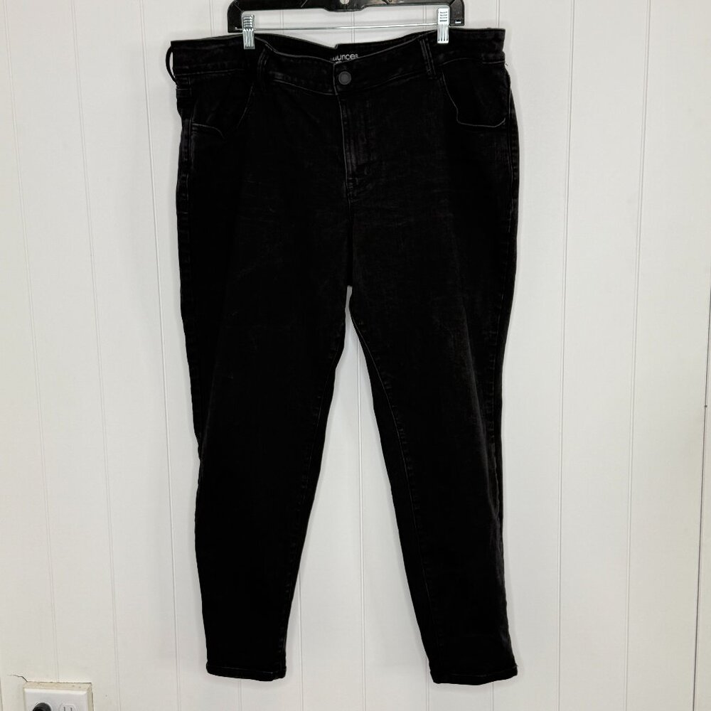 Maurices Black Mid-Rise Skinny Jeans 24W Regular 24W x 30 Plus Size Black Jeans